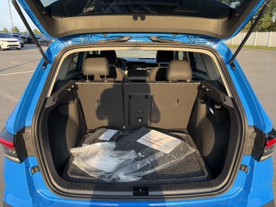 2027 Volkswagen Taos SEL 4MOTION