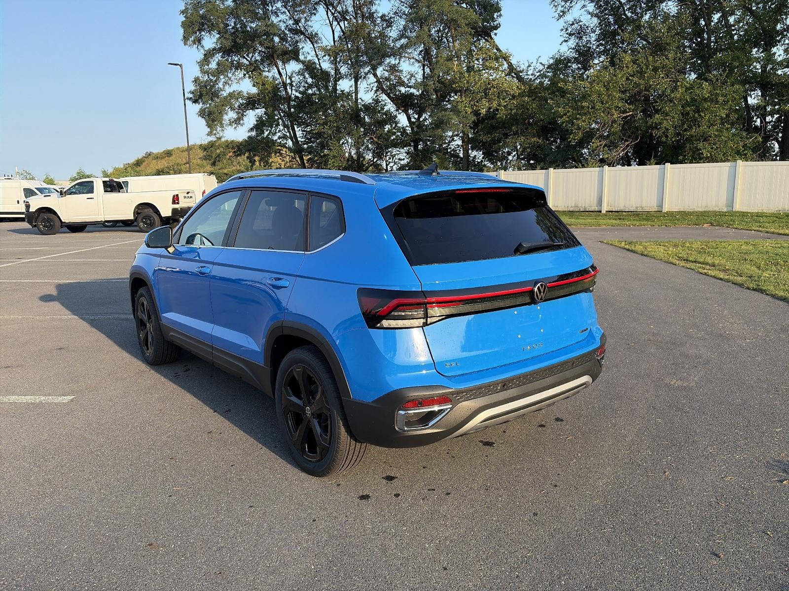 2027 Volkswagen Taos SEL 4MOTION