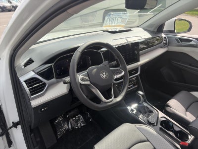 2027 Volkswagen Taos SEL 4MOTION