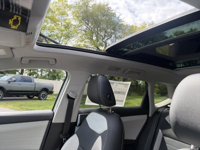 2027 Volkswagen Taos SEL 4MOTION