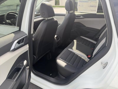 2027 Volkswagen Taos SEL 4MOTION