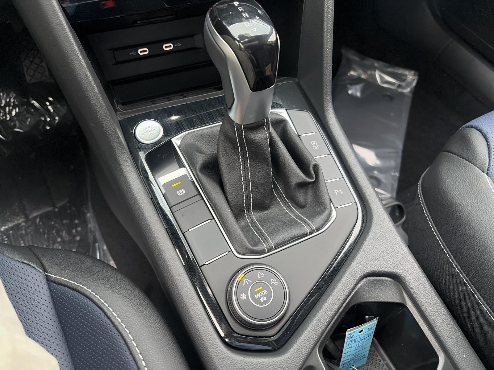 2027 Volkswagen Taos SEL 4MOTION