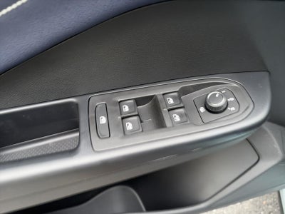 2027 Volkswagen Taos SEL 4MOTION
