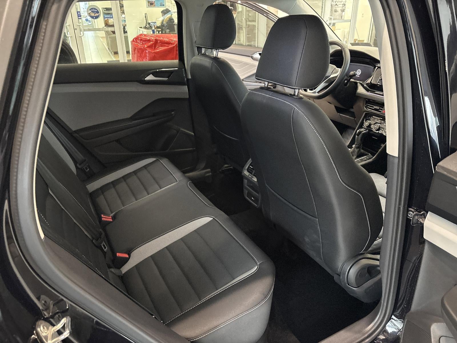 2024 Volkswagen Taos SEL 4MOTION