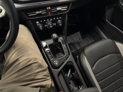 2024 Volkswagen Taos SEL 4MOTION