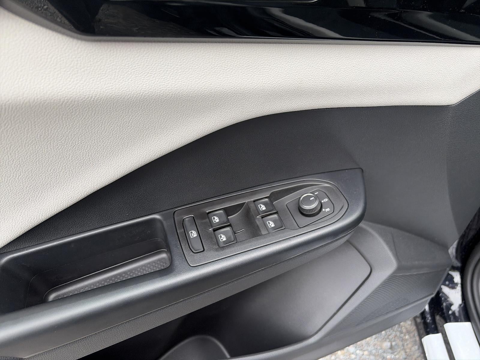 2026 Volkswagen Taos S FWD