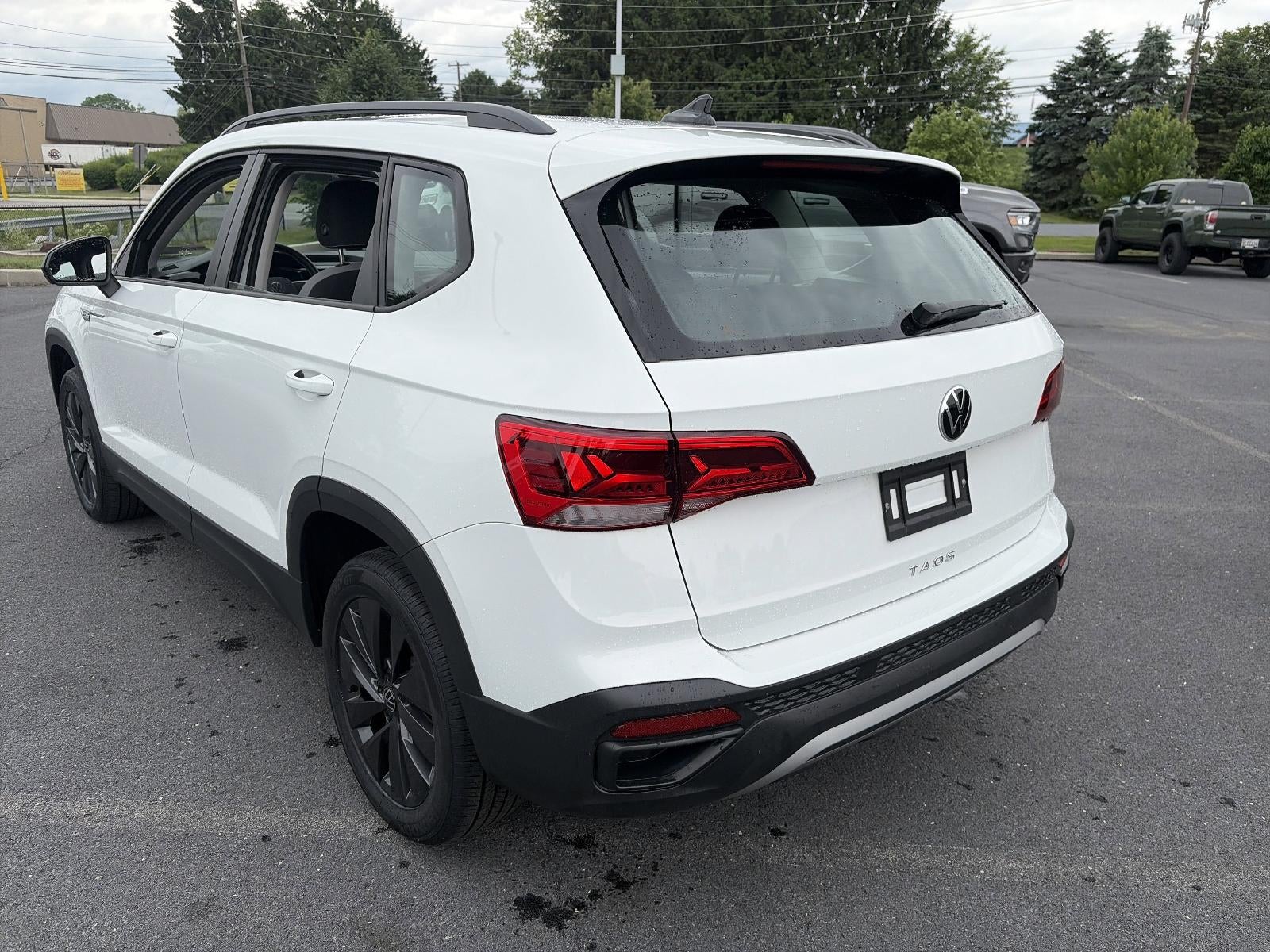 2024 Volkswagen Taos S FWD