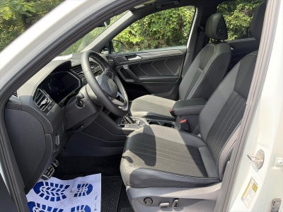 2023 Volkswagen Tiguan 2.0T SE R-Line Black 4MOTION