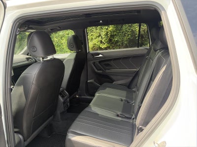 2023 Volkswagen Tiguan 2.0T SE R-Line Black 4MOTION