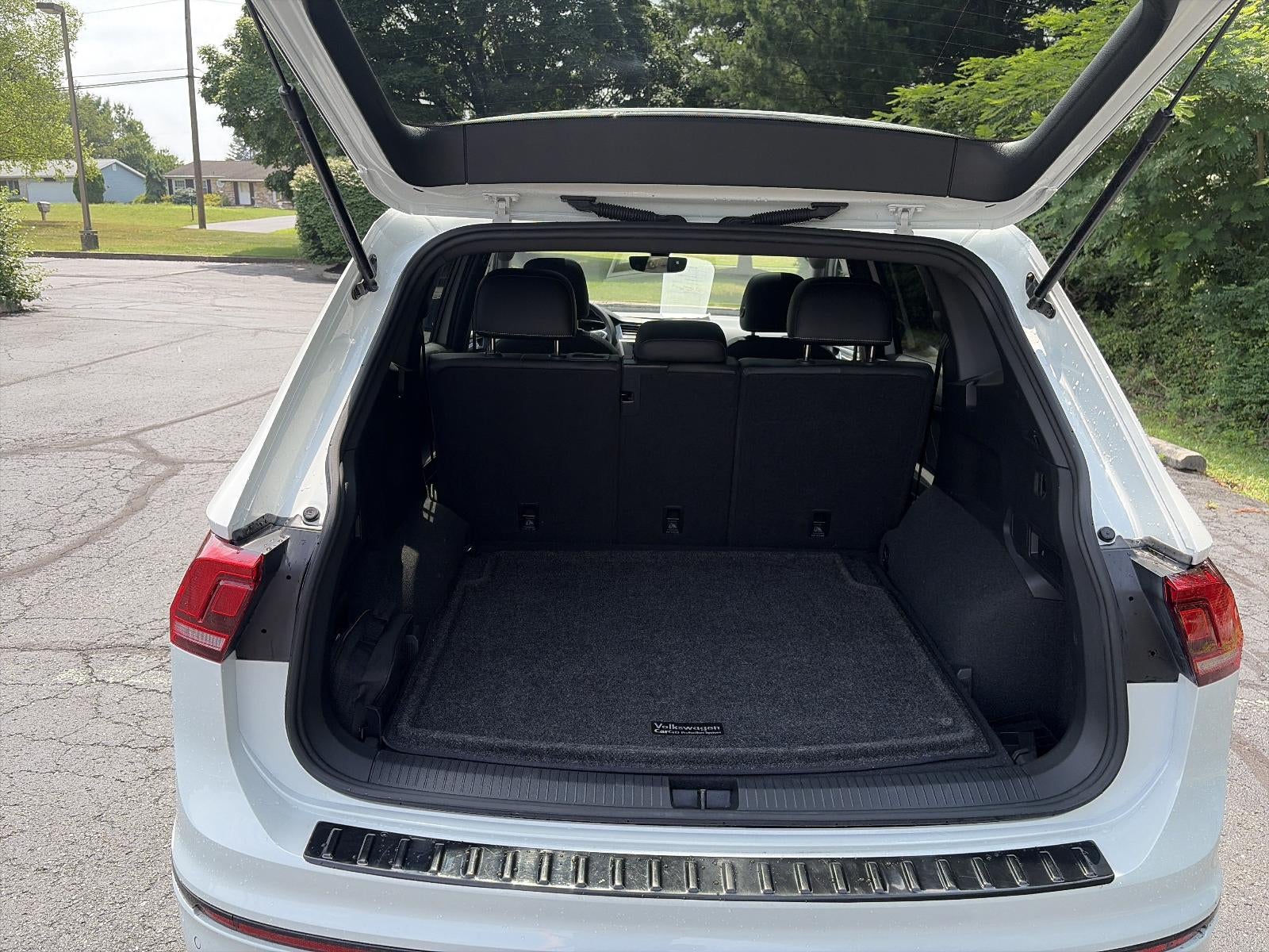 2023 Volkswagen Tiguan 2.0T SE R-Line Black 4MOTION