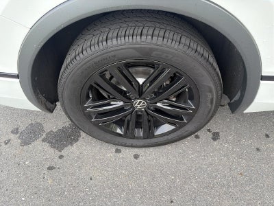 2022 Volkswagen Tiguan 2.0T SE R-Line Black 4MOTION