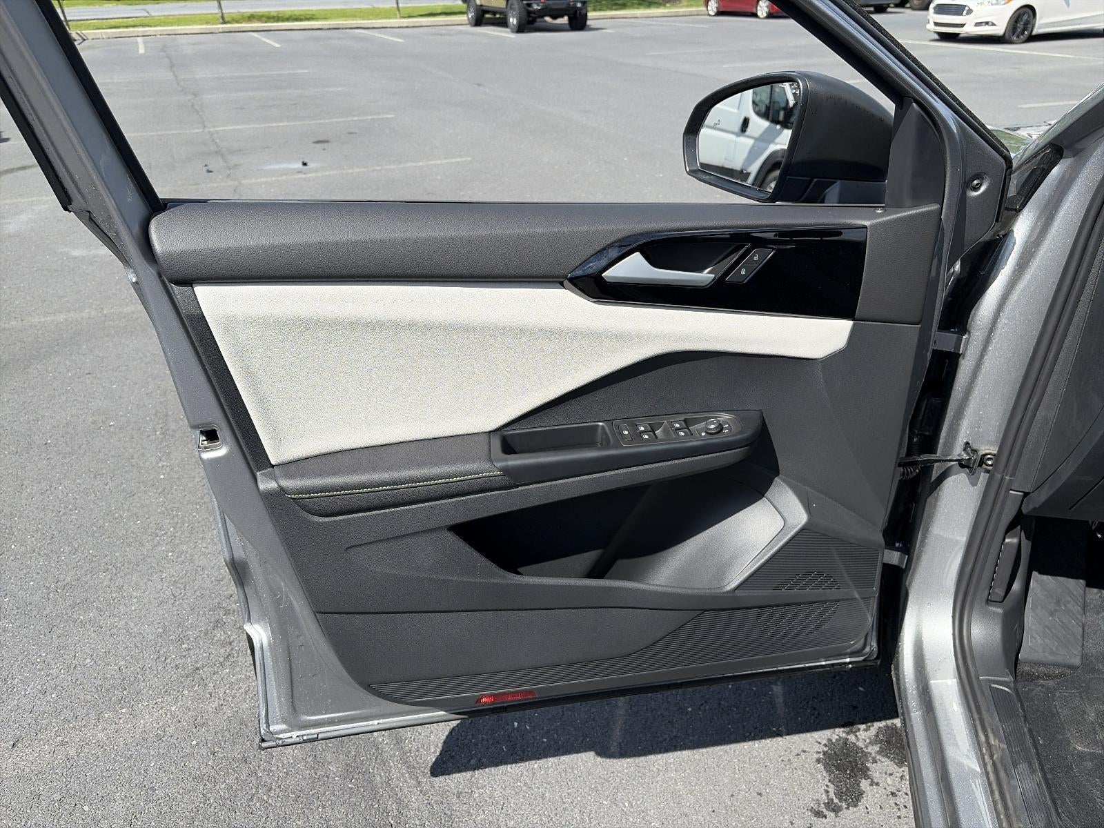 2026 Volkswagen Taos S 4MOTION