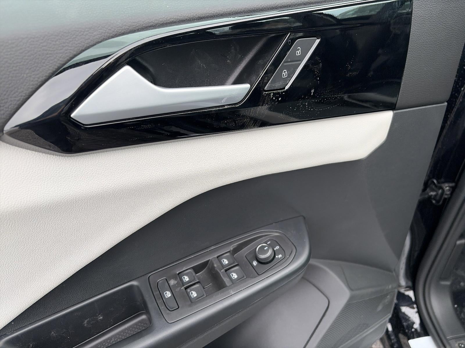 2026 Volkswagen Taos S 4MOTION