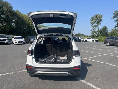 2025 Volkswagen Taos S 4MOTION