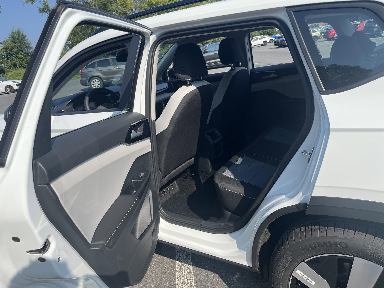 2025 Volkswagen Taos S 4MOTION