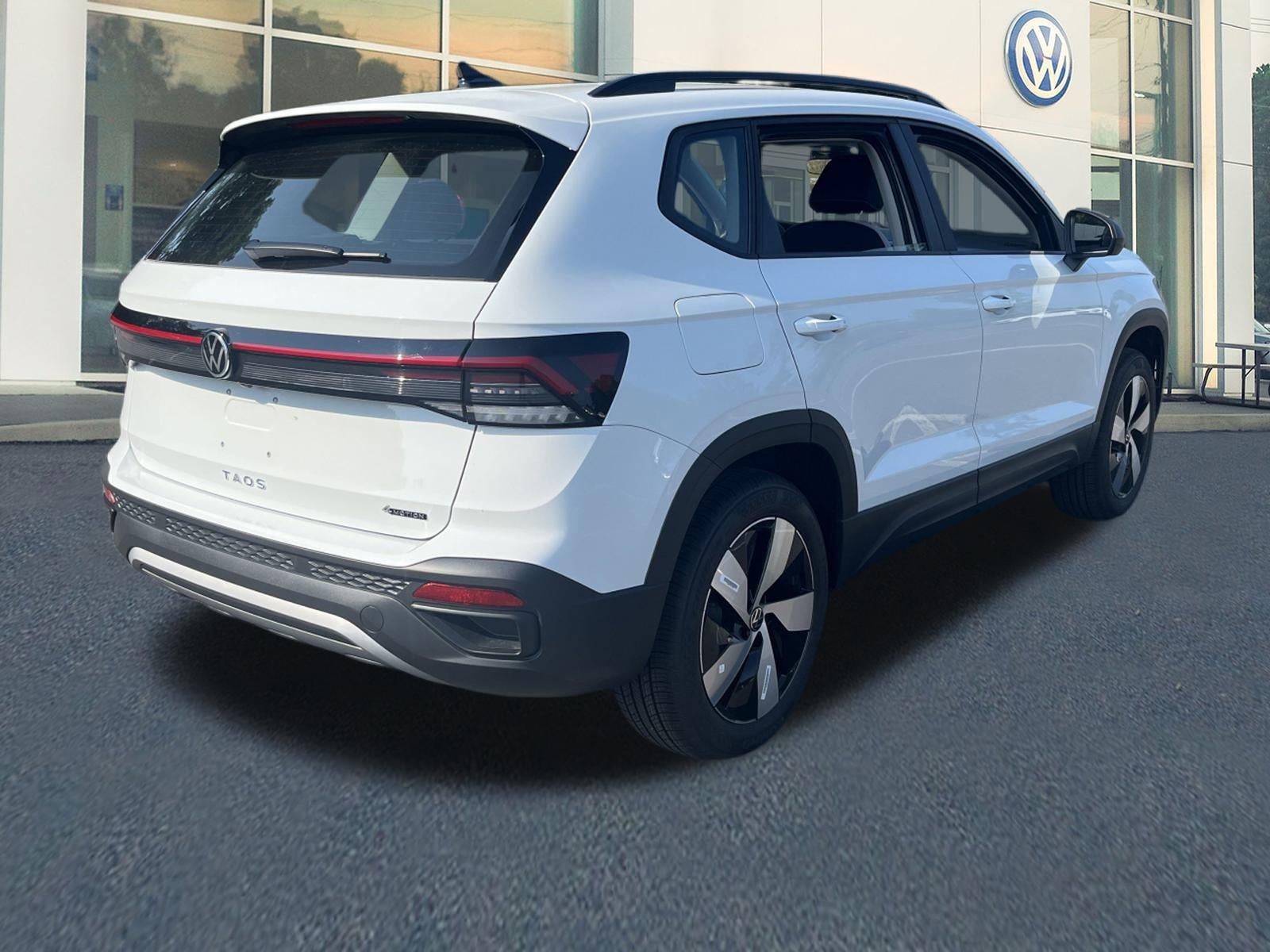 2025 Volkswagen Taos S 4MOTION