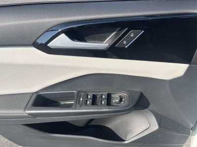 2025 Volkswagen Taos S 4MOTION