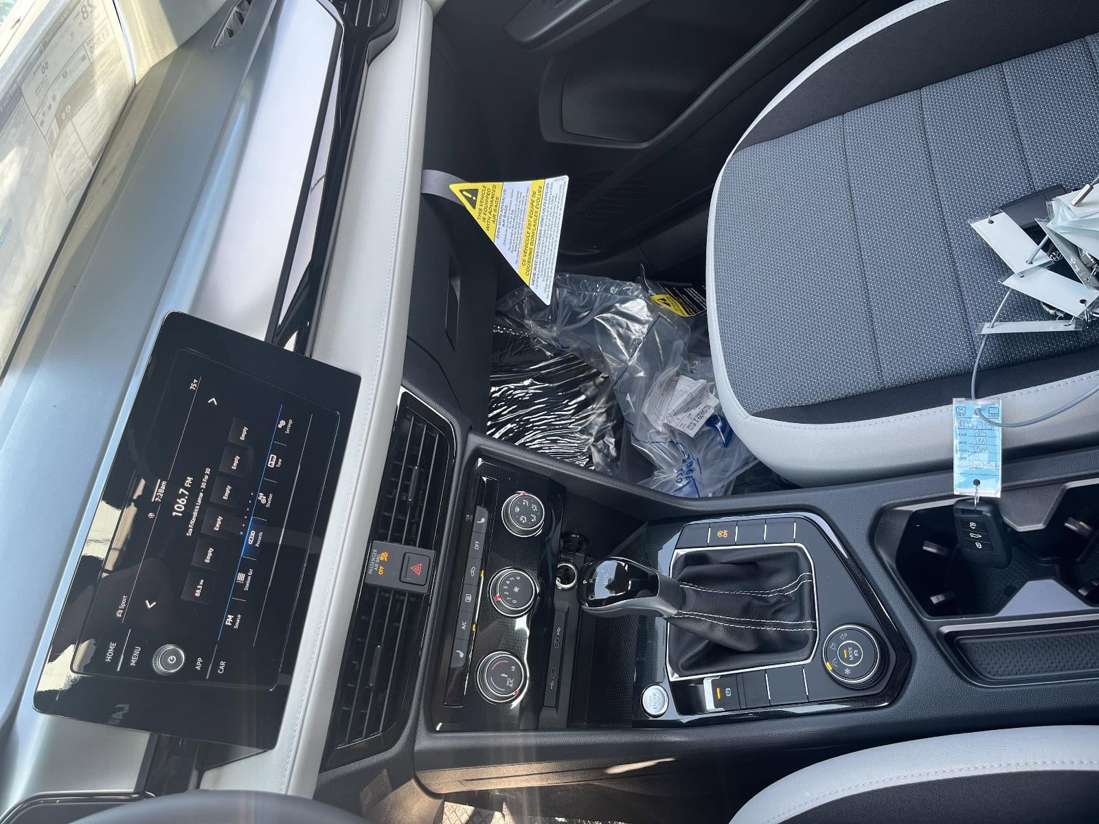 2025 Volkswagen Taos S 4MOTION