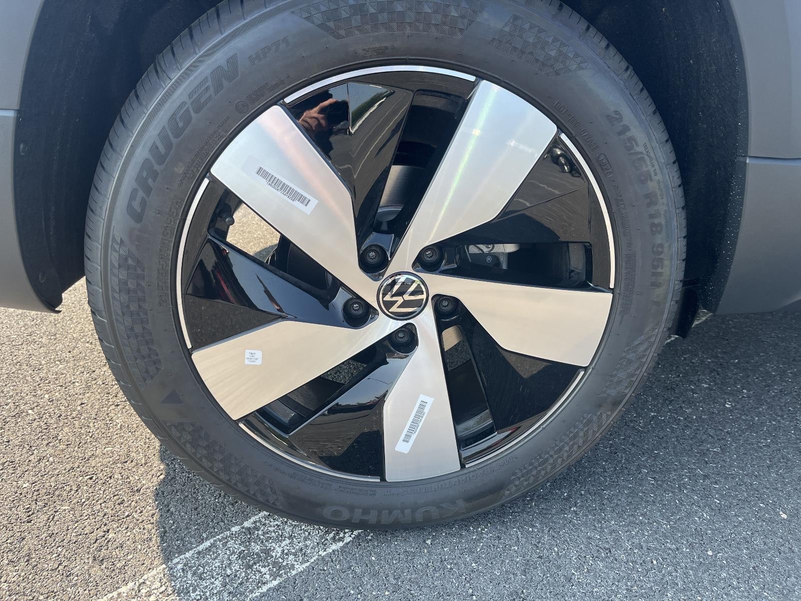 2025 Volkswagen Taos S 4MOTION