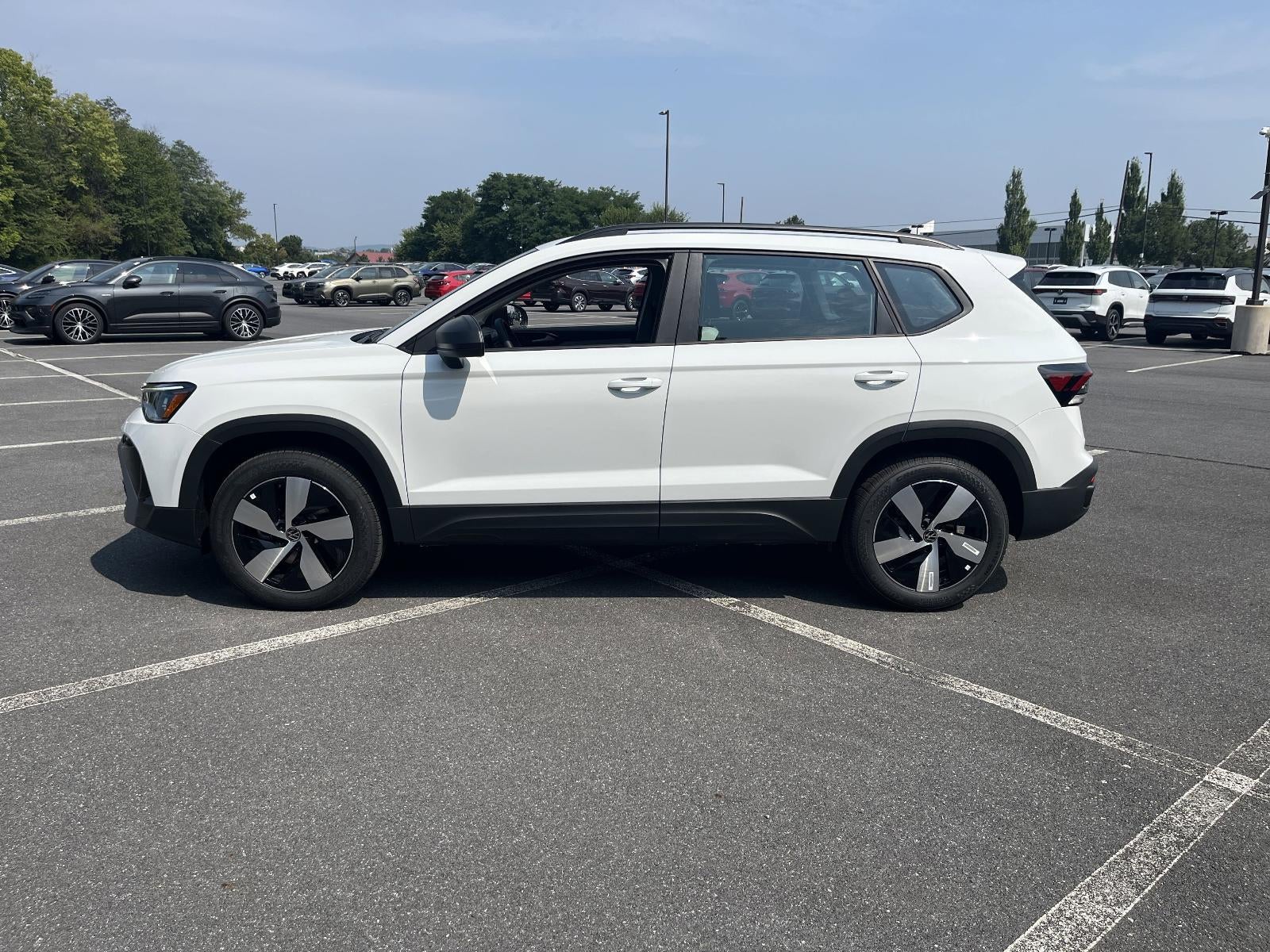 2025 Volkswagen Taos S 4MOTION