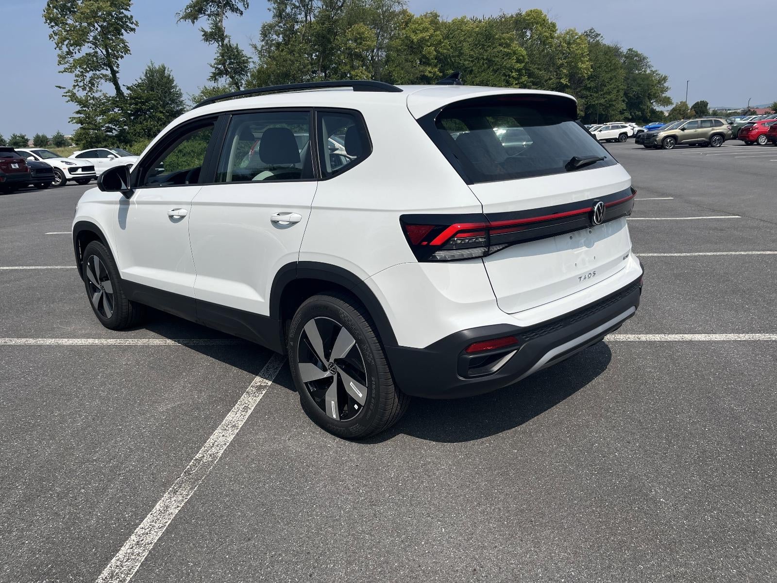 2025 Volkswagen Taos S 4MOTION
