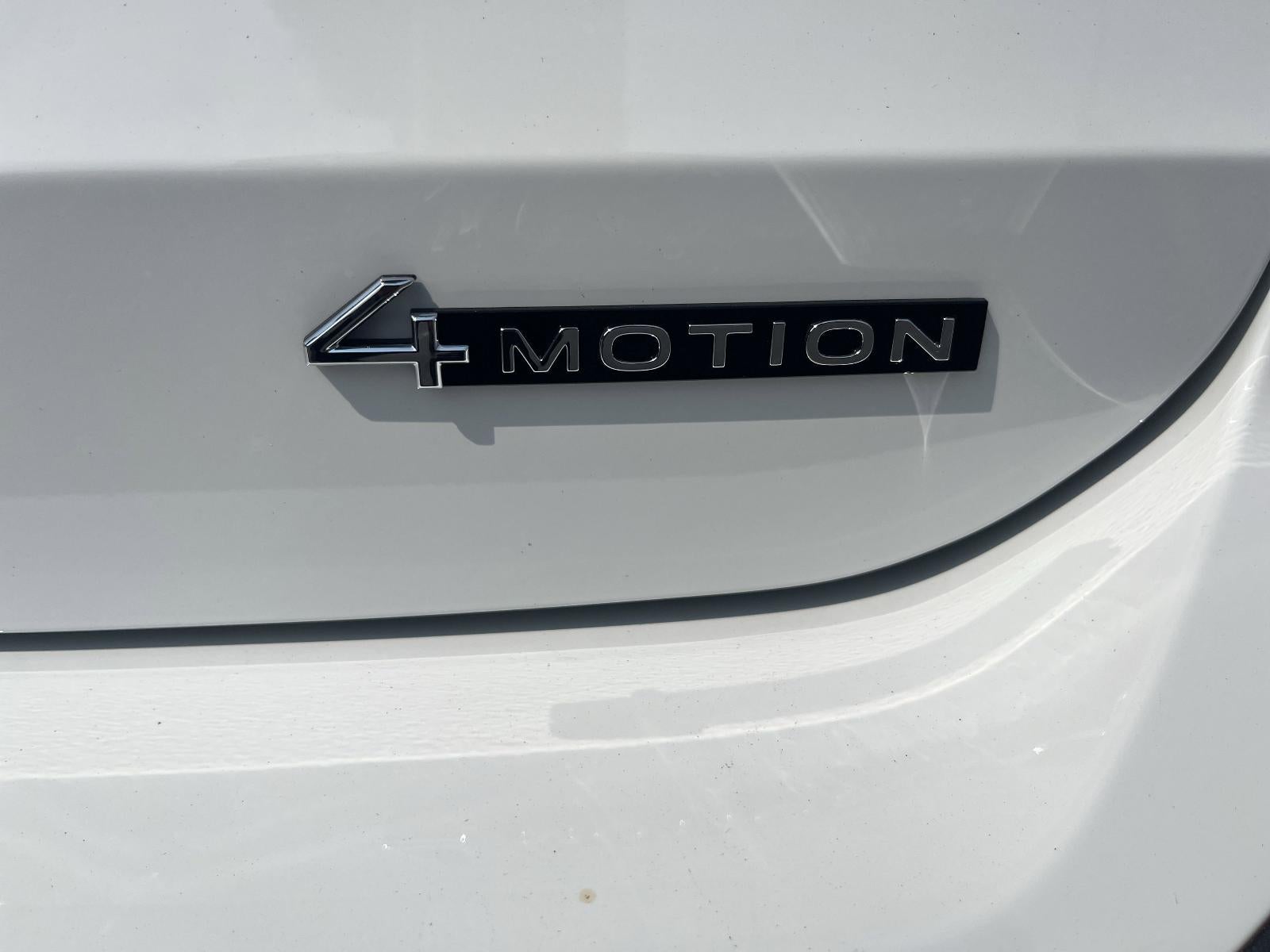 2025 Volkswagen Taos S 4MOTION