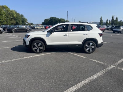 2025 Volkswagen Taos S 4MOTION