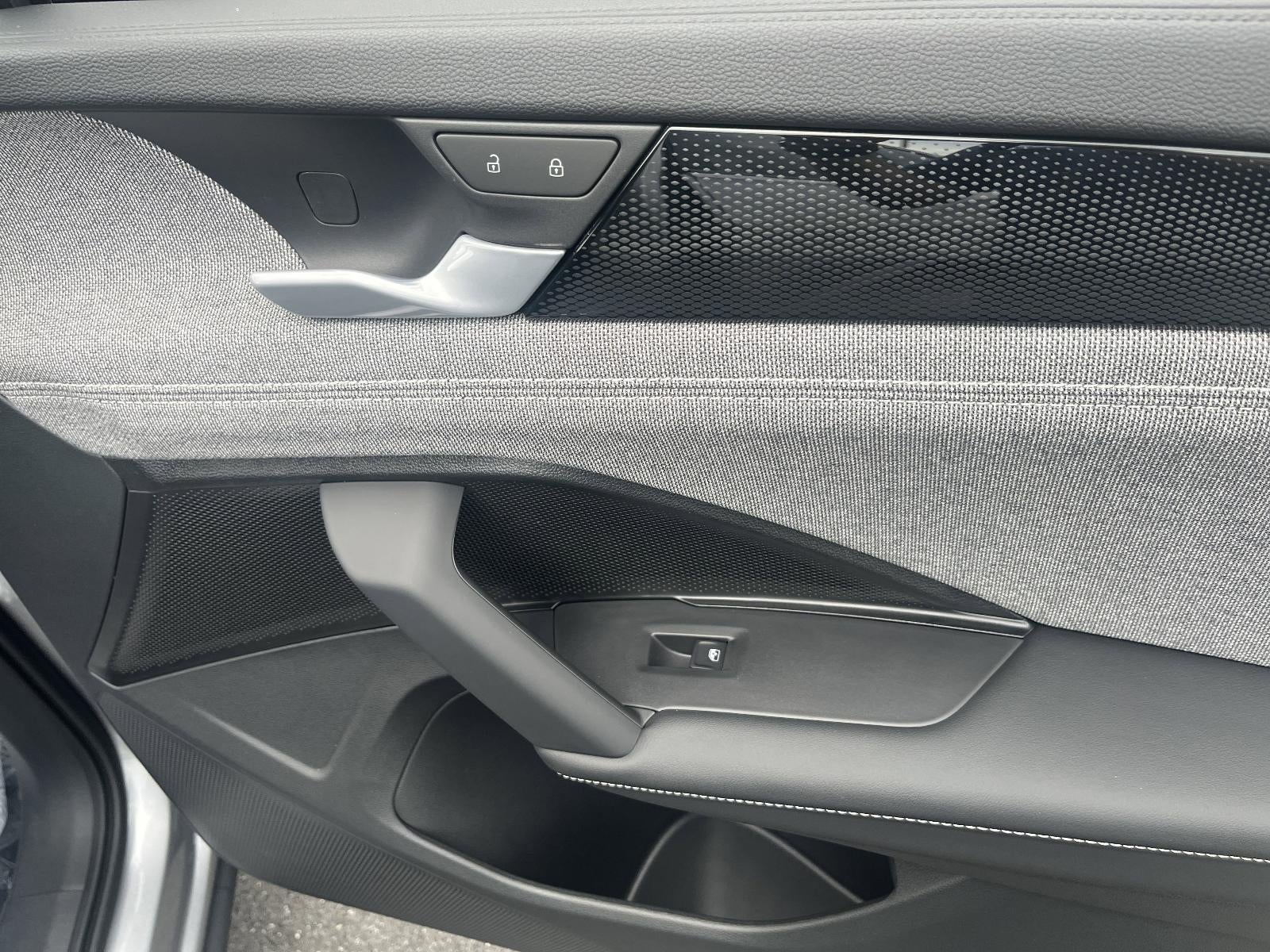 2025 Volkswagen Tiguan 2.0T S 4MOTION