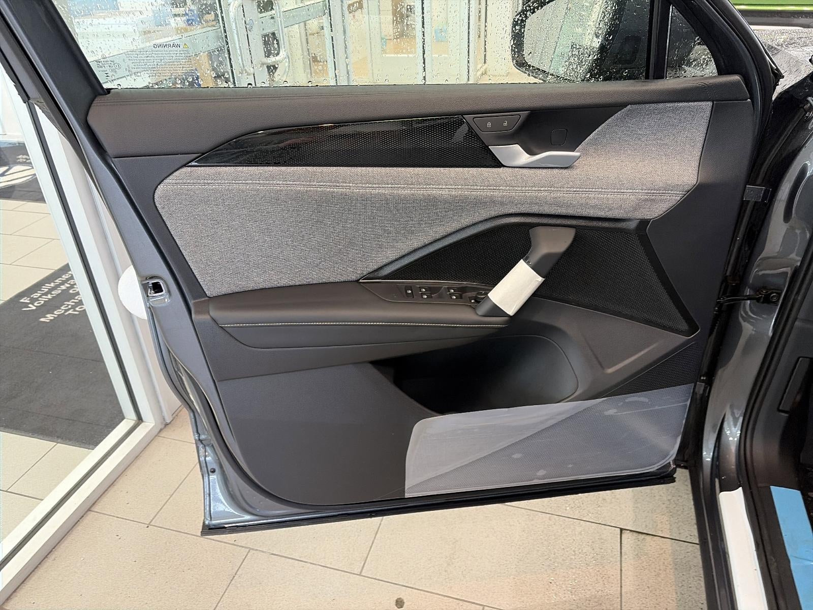 2026 Volkswagen Tiguan S FWD