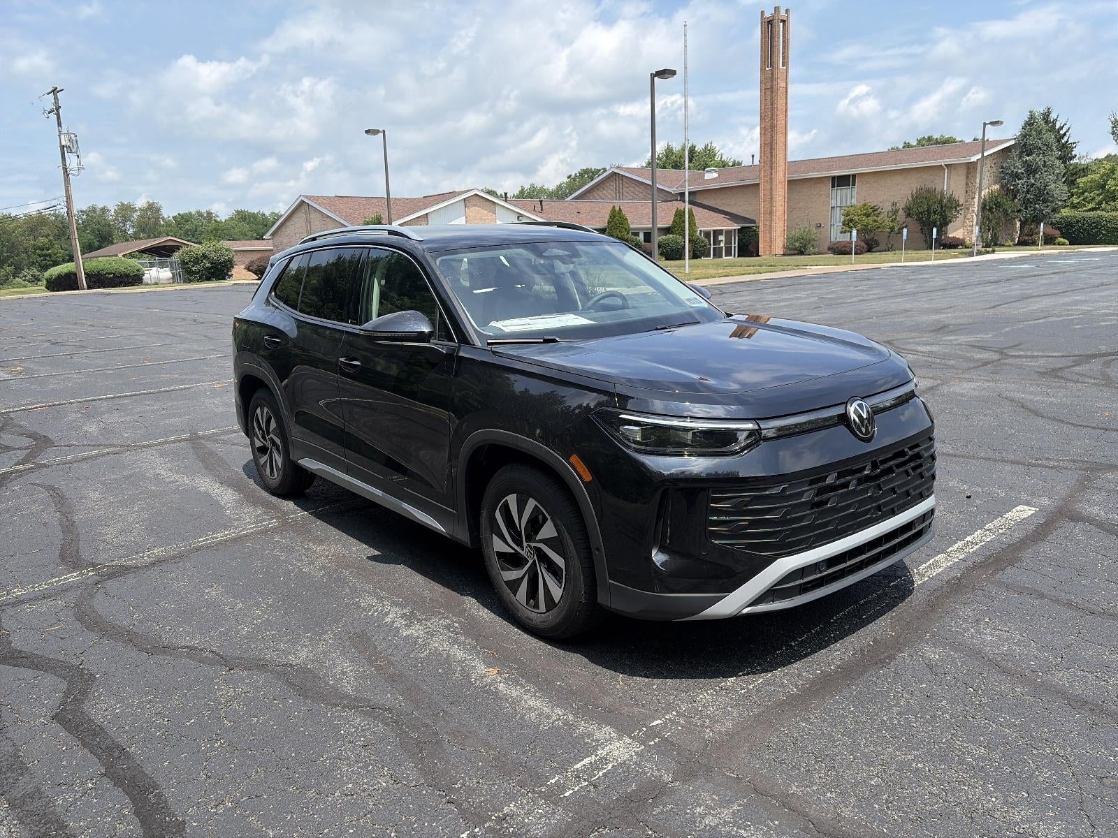 2026 Volkswagen Tiguan S FWD