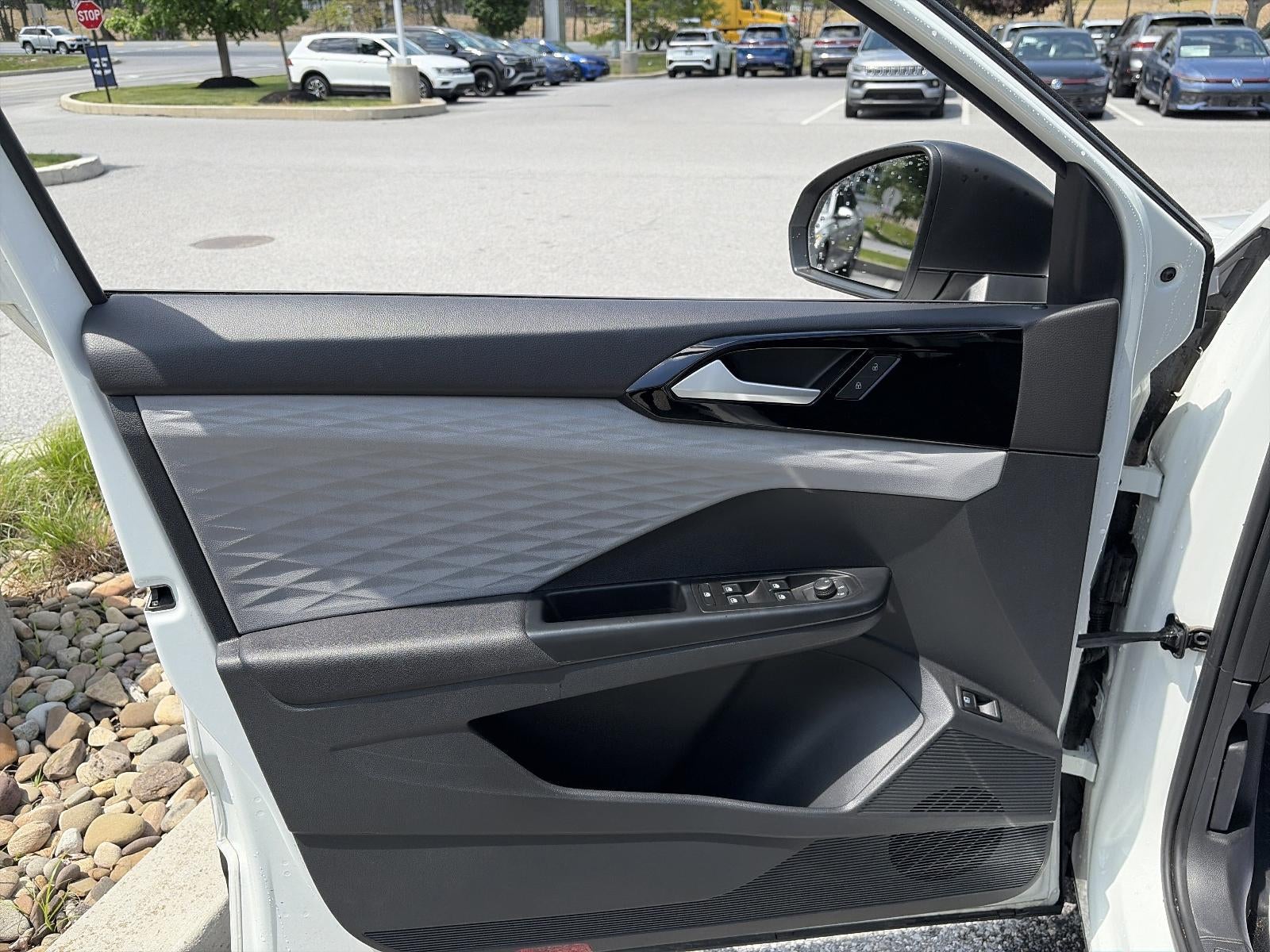 2023 Volkswagen Taos S FWD