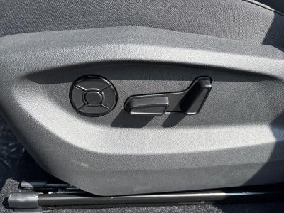 2025 Volkswagen Tiguan 2.0T SE 4MOTION