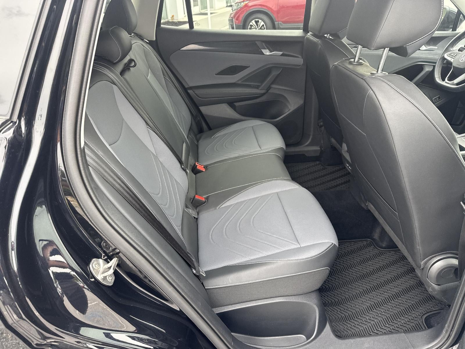 2025 Volkswagen Tiguan 2.0T SE 4MOTION