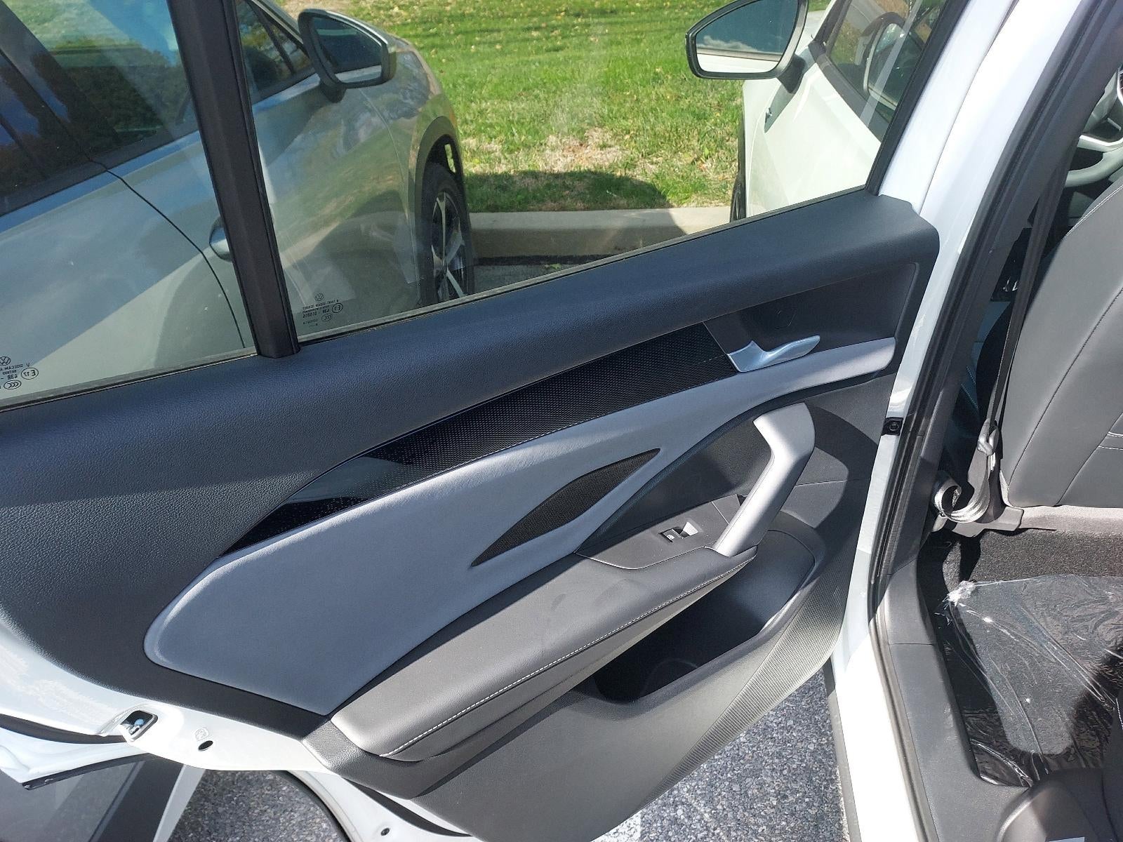 2026 Volkswagen Tiguan SE R-Line Black 4MOTION