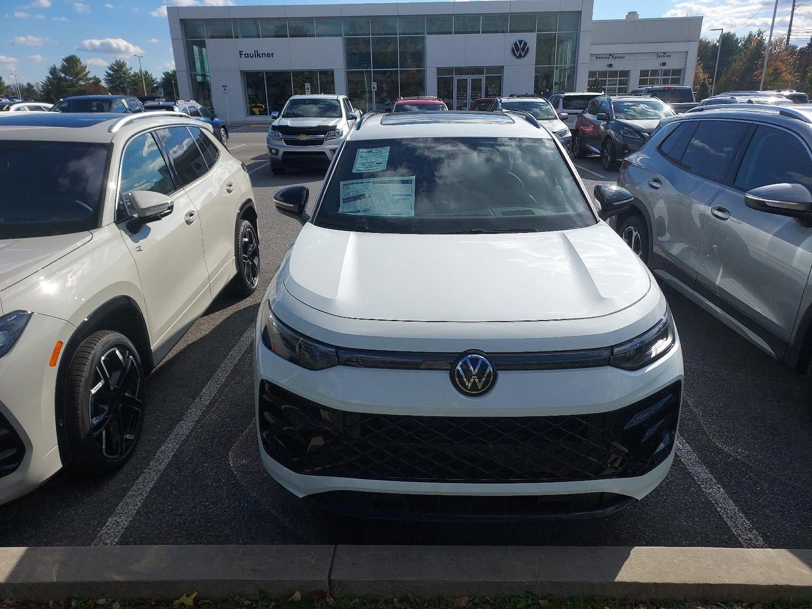 2026 Volkswagen Tiguan SE R-Line Black 4MOTION