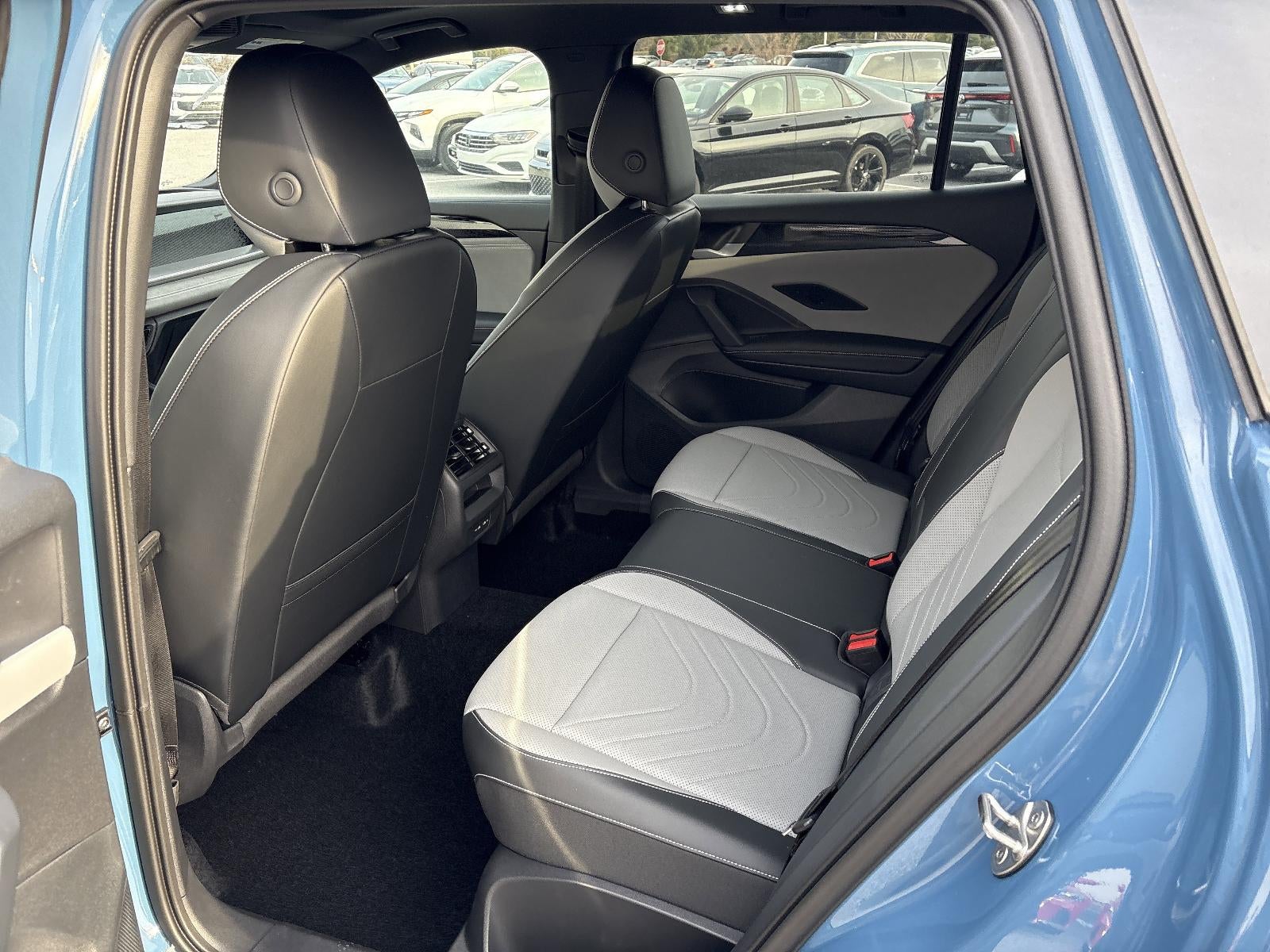 2026 Volkswagen Tiguan 2.0T SE R-Line Black 4MOTION