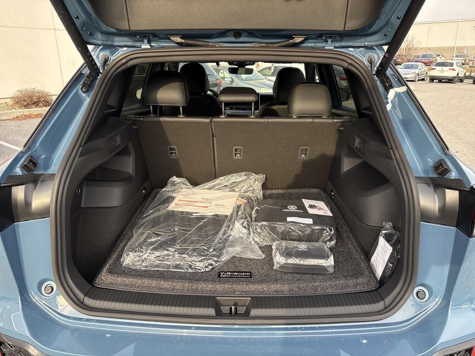 2026 Volkswagen Tiguan 2.0T SE R-Line Black 4MOTION