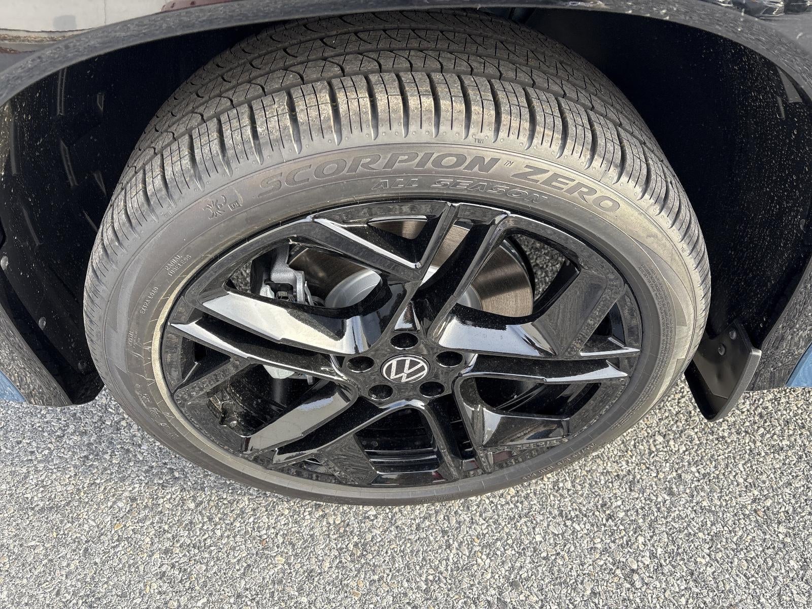 2026 Volkswagen Tiguan 2.0T SE R-Line Black 4MOTION