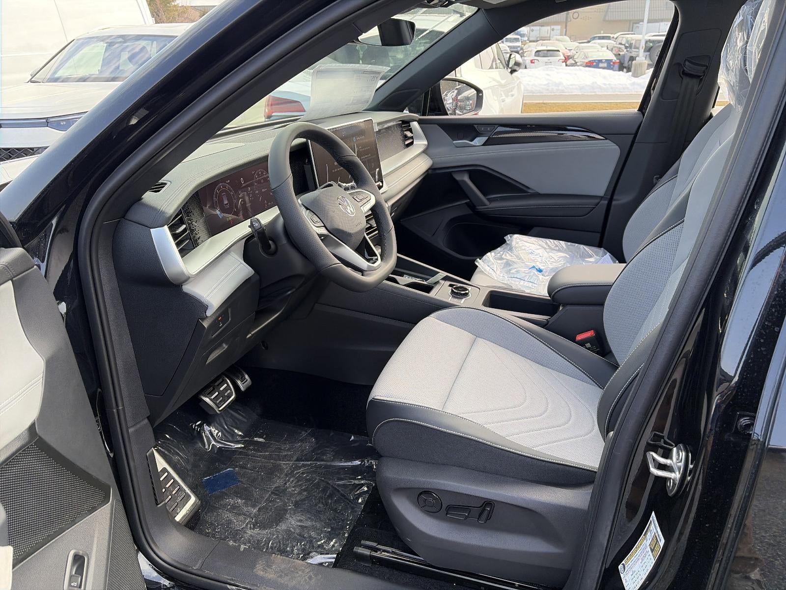 2026 Volkswagen Tiguan 2.0T SE R-Line Black 4MOTION