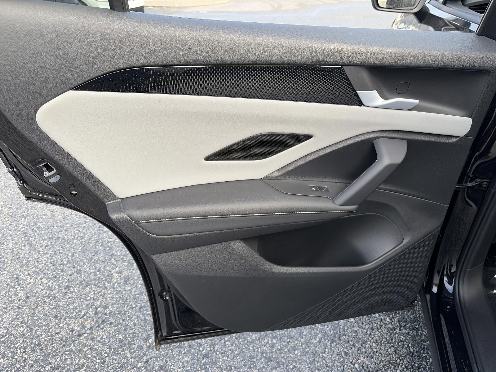 2026 Volkswagen Tiguan 2.0T SE R-Line Black 4MOTION