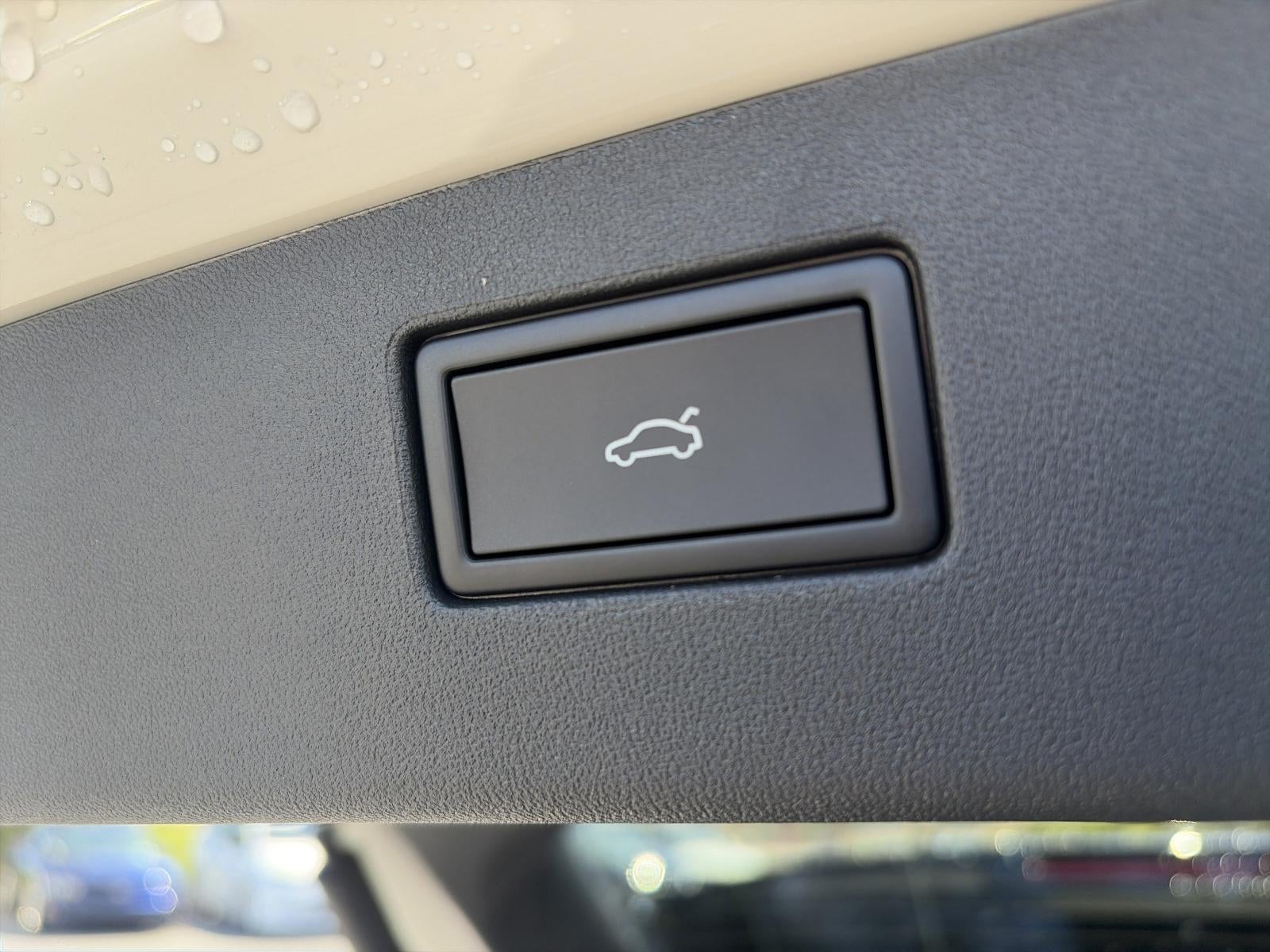 2026 Volkswagen Tiguan SE R-Line Black 4MOTION