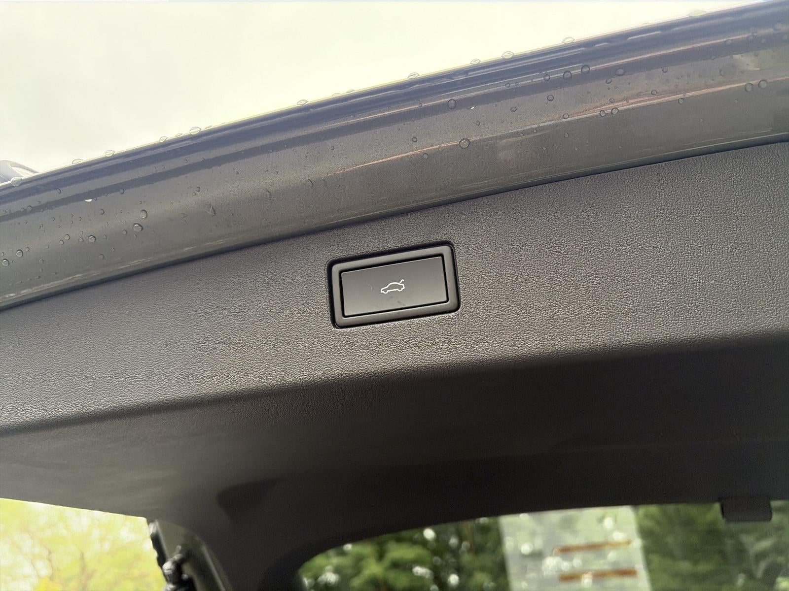 2026 Volkswagen Tiguan SE R-Line Black 4MOTION