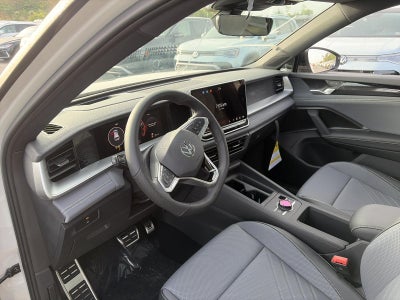 2026 Volkswagen Tiguan SE R-Line Black 4MOTION