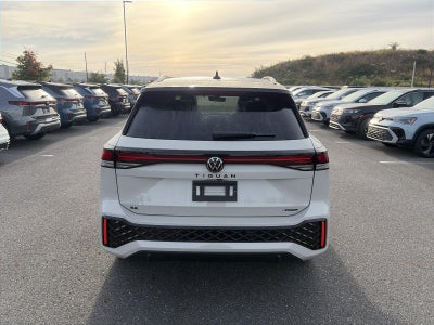 2026 Volkswagen Tiguan SE R-Line Black 4MOTION