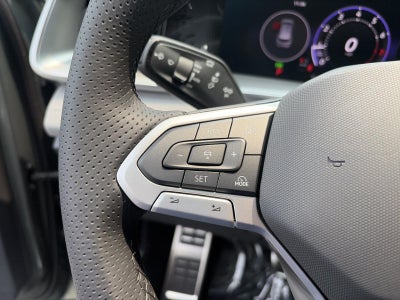 2026 Volkswagen Tiguan SE R-Line Black 4MOTION