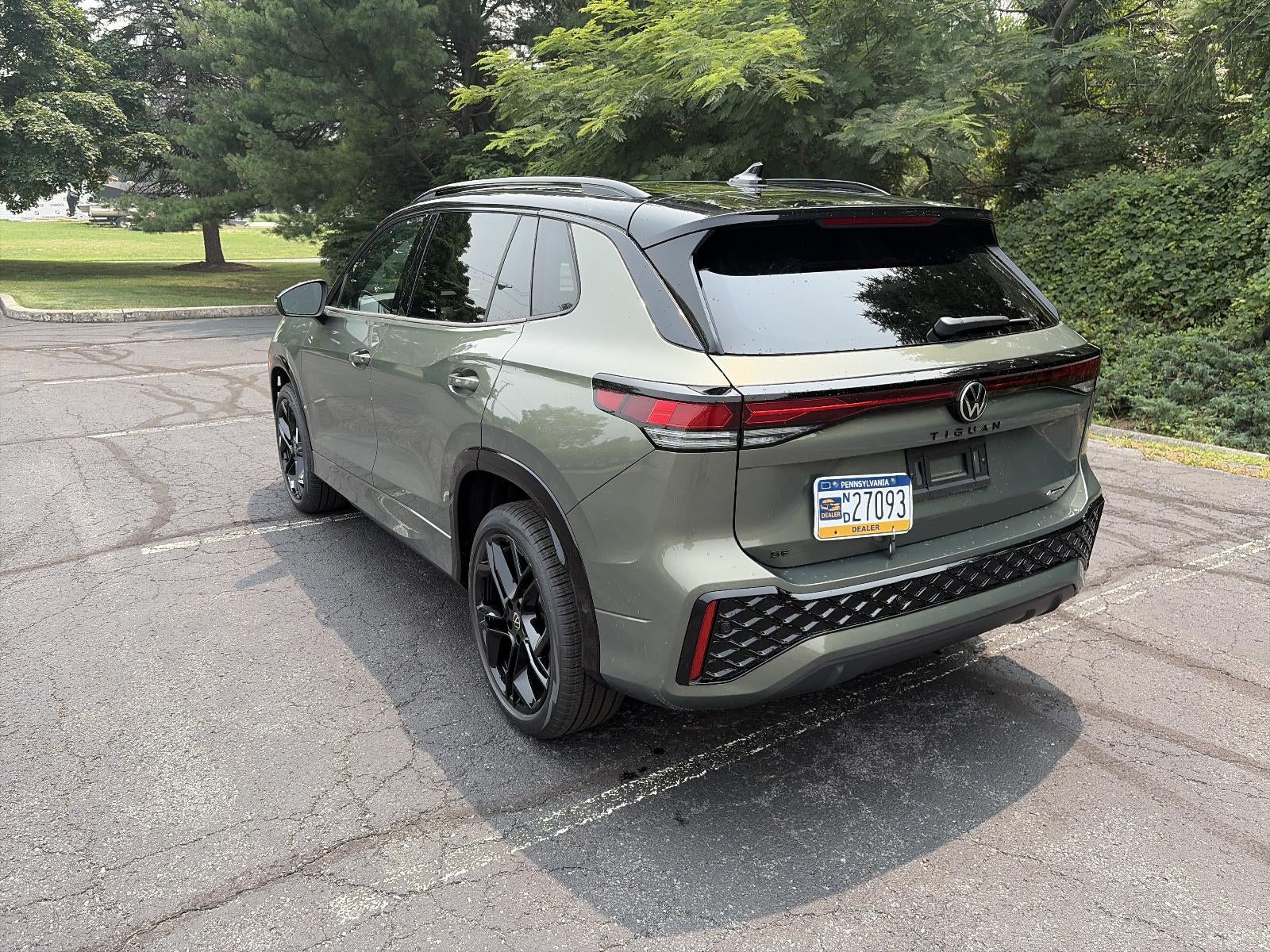 2026 Volkswagen Tiguan SE R-Line Black 4MOTION