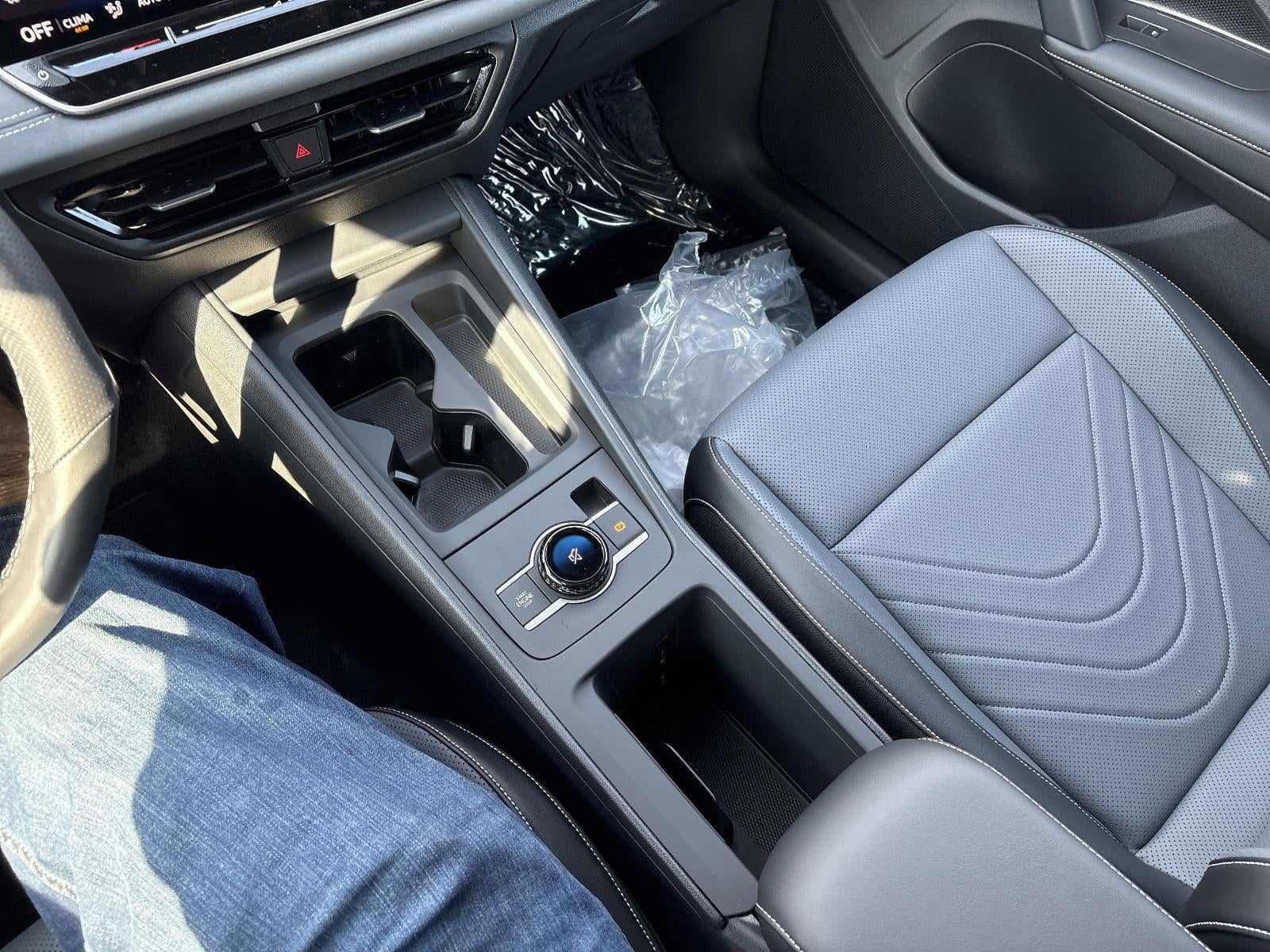 2026 Volkswagen Tiguan 2.0T SE R-Line Black 4MOTION