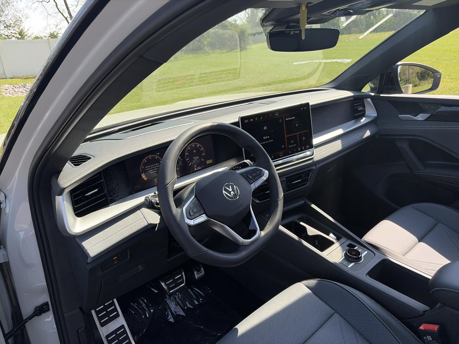 2026 Volkswagen Tiguan SE R-Line Black 4MOTION