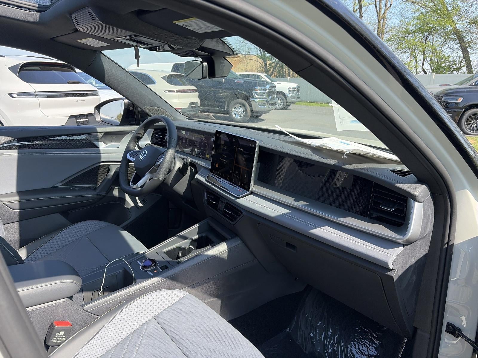 2026 Volkswagen Tiguan SE R-Line Black 4MOTION