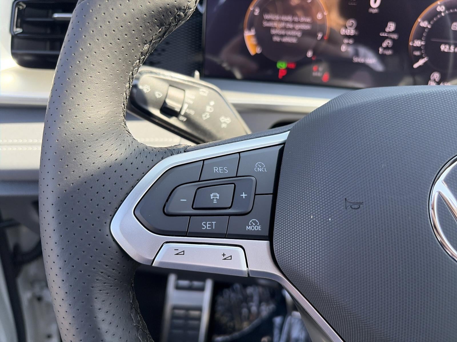 2026 Volkswagen Tiguan SE R-Line Black 4MOTION